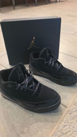 Jordan 3 Retro Black Cats
Kids Size 1y
brand new