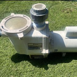 Pentair WhisperFlo Heavy Duty Spa Pool Pump - 2 HP, 115V/230V Description: Experience reliable and efficient spa and pool circulation with this pre-ow