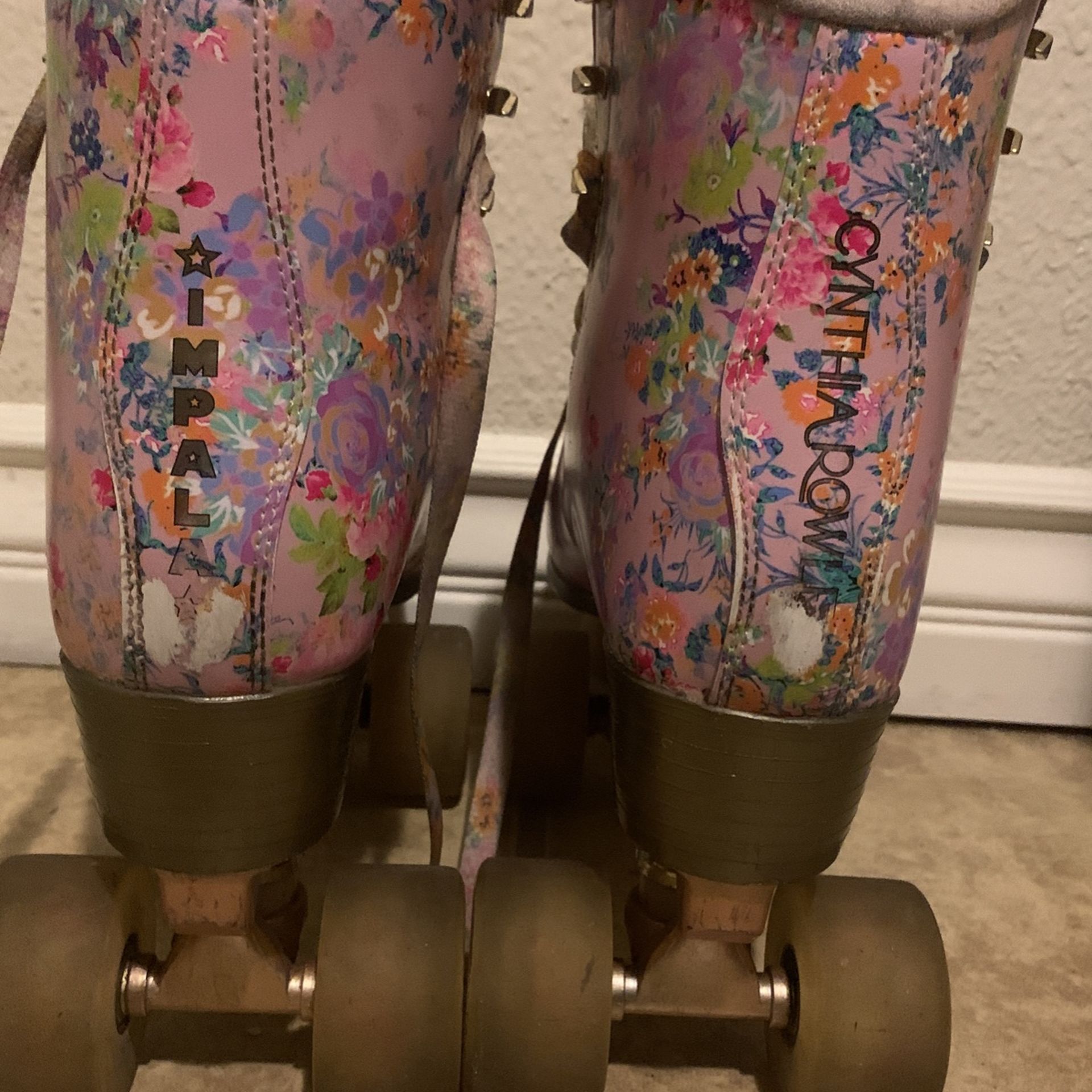 Impala Roller skates Woman Size 7 for Sale in Fresno, CA OfferUp