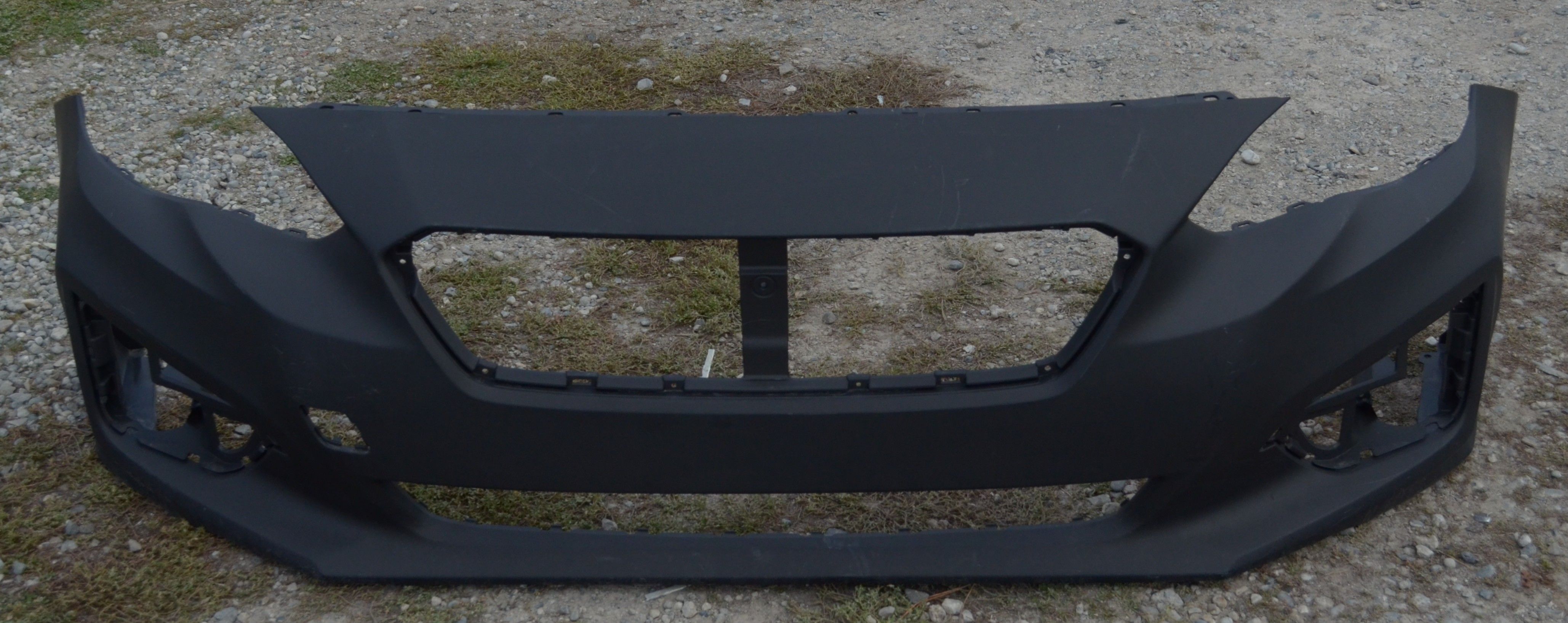 USED AFTERMARKET REF#U0270 || 2017-2019 SUBARU IMPREZA || FRONT BUMPER COVER ONLY