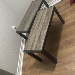 2 Benches