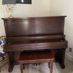 Very Vintage Upright Cable Piano