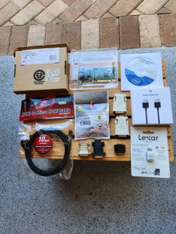 Electronic Connection Devices, most of them NEW, in Original Packaging. 