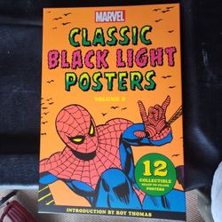 Marvel Blacklight Poster Collection 12ct