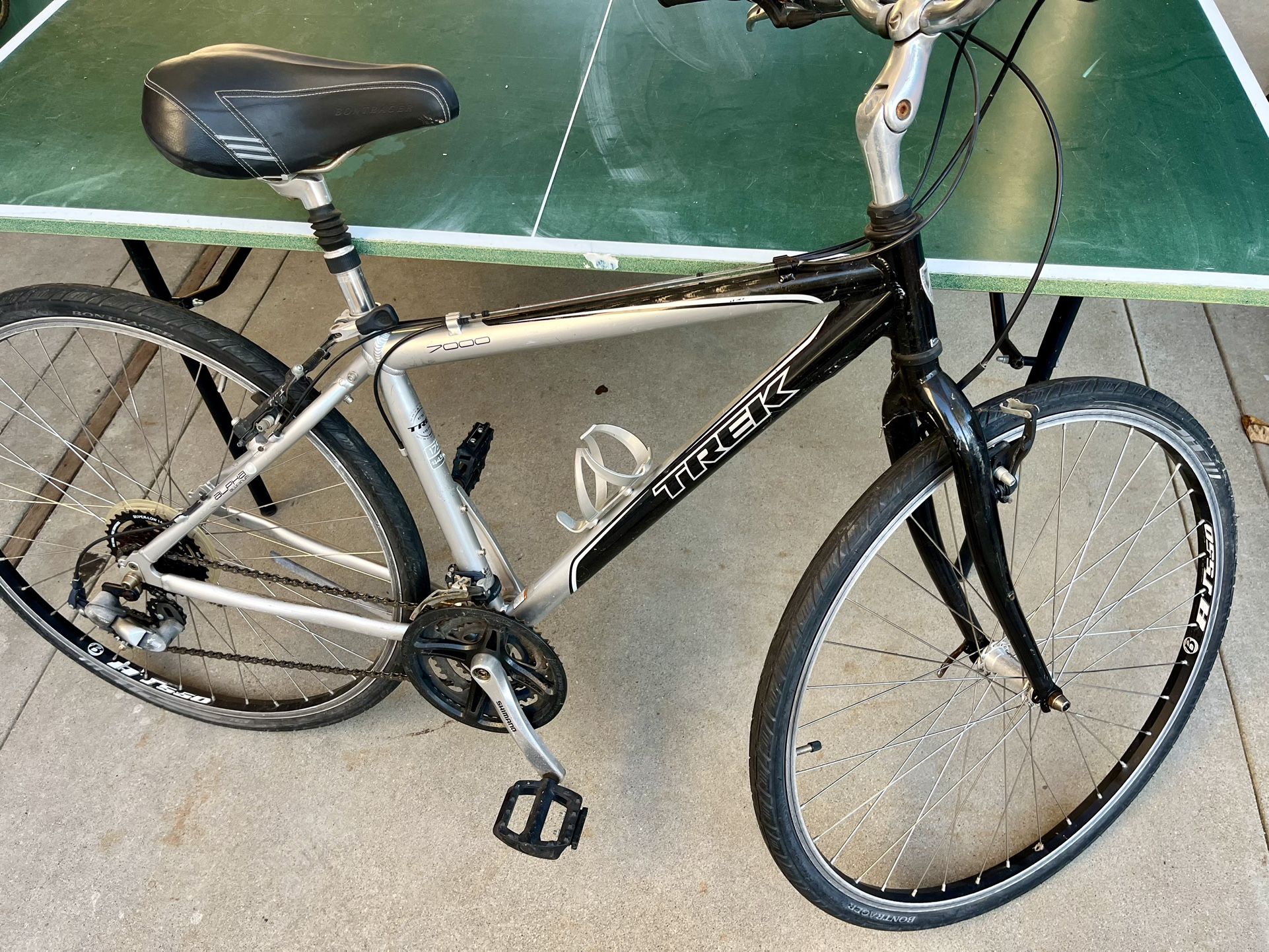 Trek Commuter Bike 17.5 Size 700cc Wheels