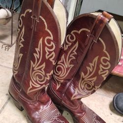 Justin Women's Beautiful Cowboy Western Boots sz 7