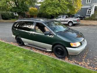 1999 Toyota Sienna