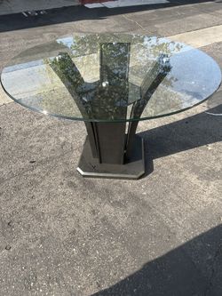 dinning table , mesa 