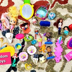 Tons & Tons Of Random Toys SELLING TOGETHER 