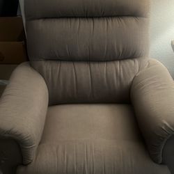 Recliners/rocking Chairs