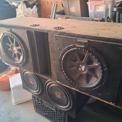 Kicker 12" Procomp subs in a home made dual ported box