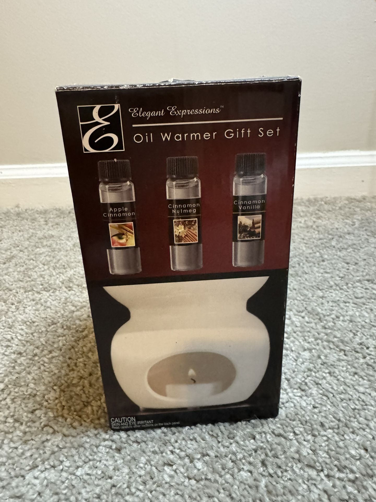 New in Box Elegant Expressions Oil Warmer Gift Set