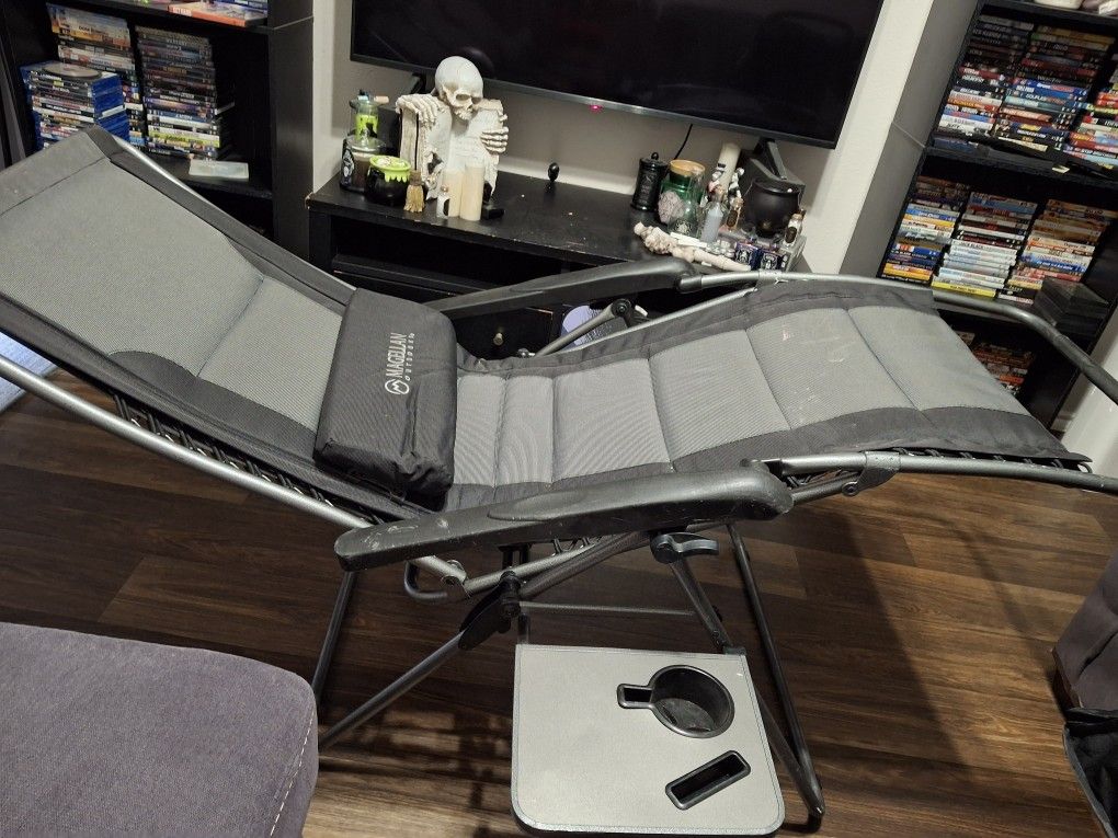 Oversized Anti-gravity Chair