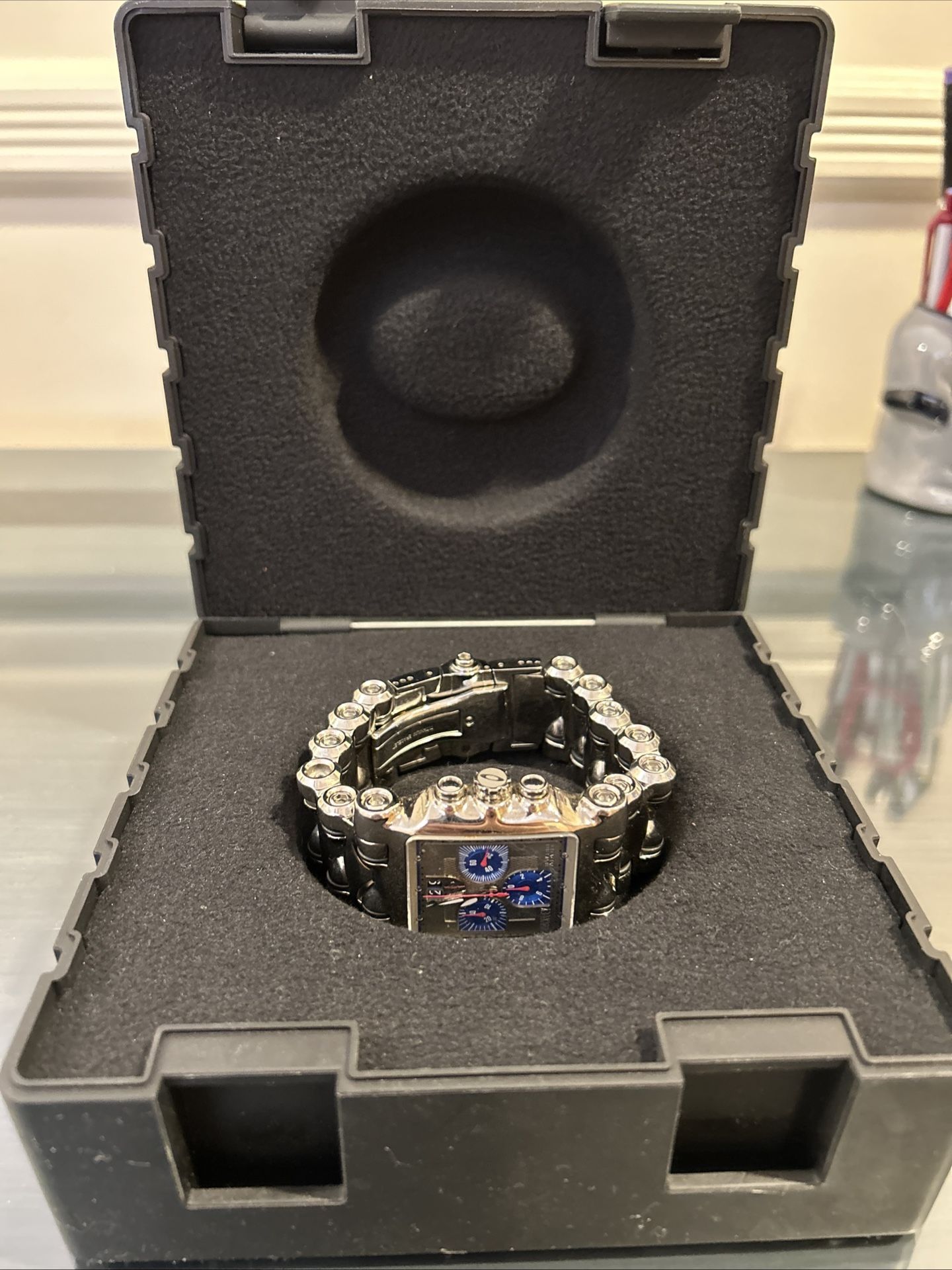 Oakley Minute Machine Watch - Titanium Polished Silver With 