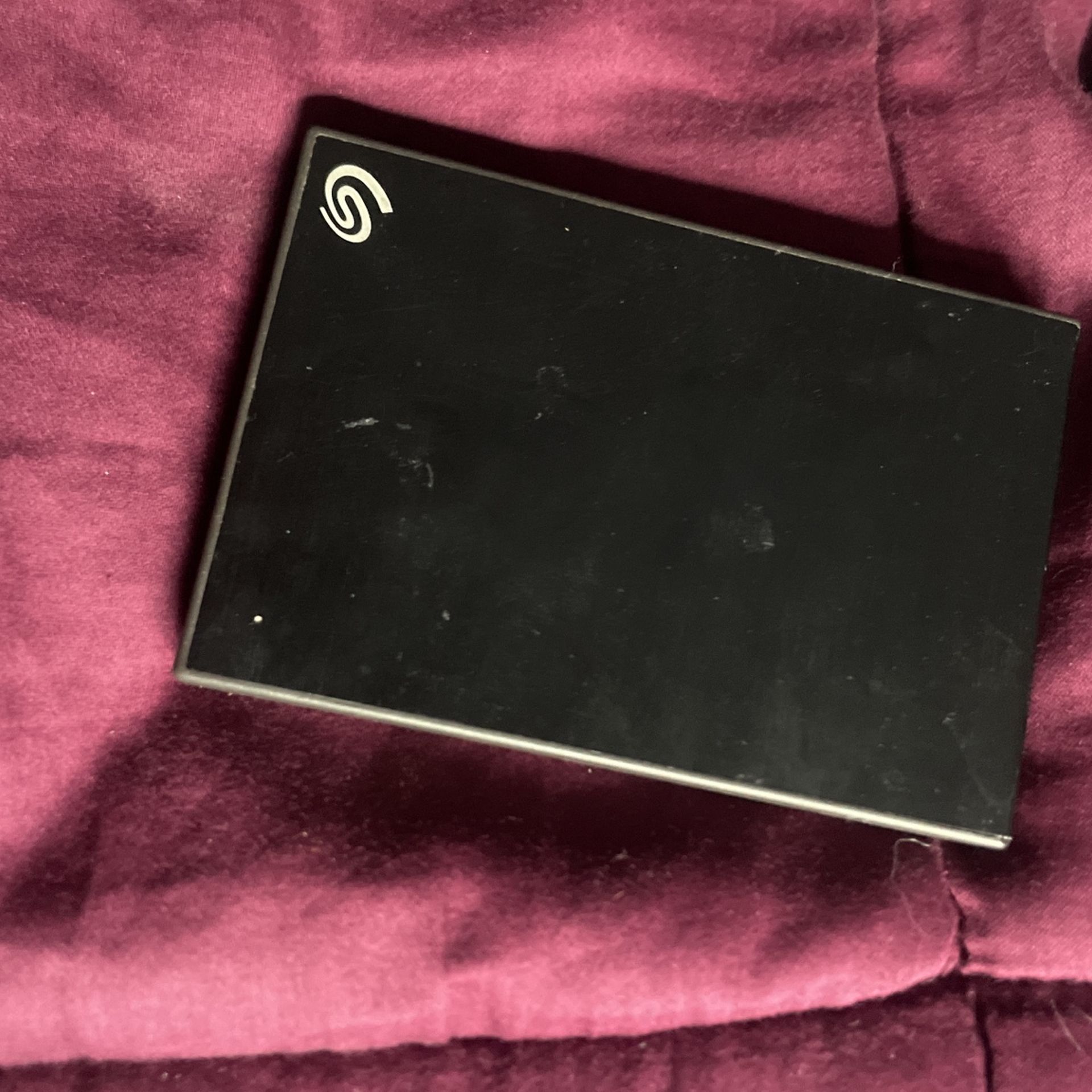 Xbox Hard Drive 1tb (don’t Have Cord)