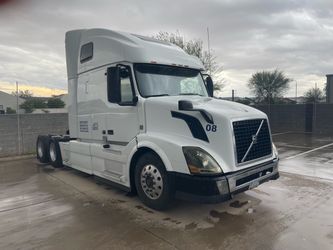 2013 VOLVO VNL SLEEPER TRUCK - DOUBLE BUNK
