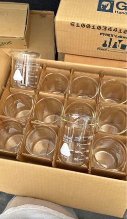 PYREX 250ML  Beakers