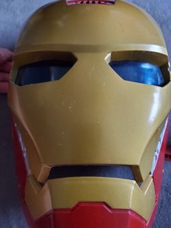 Ironman Toy Mask With Lights And Phrases