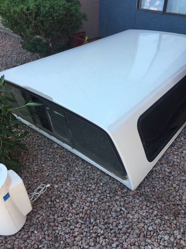 Camper shell snug top500 obo for Sale in Phoenix, AZ OfferUp
