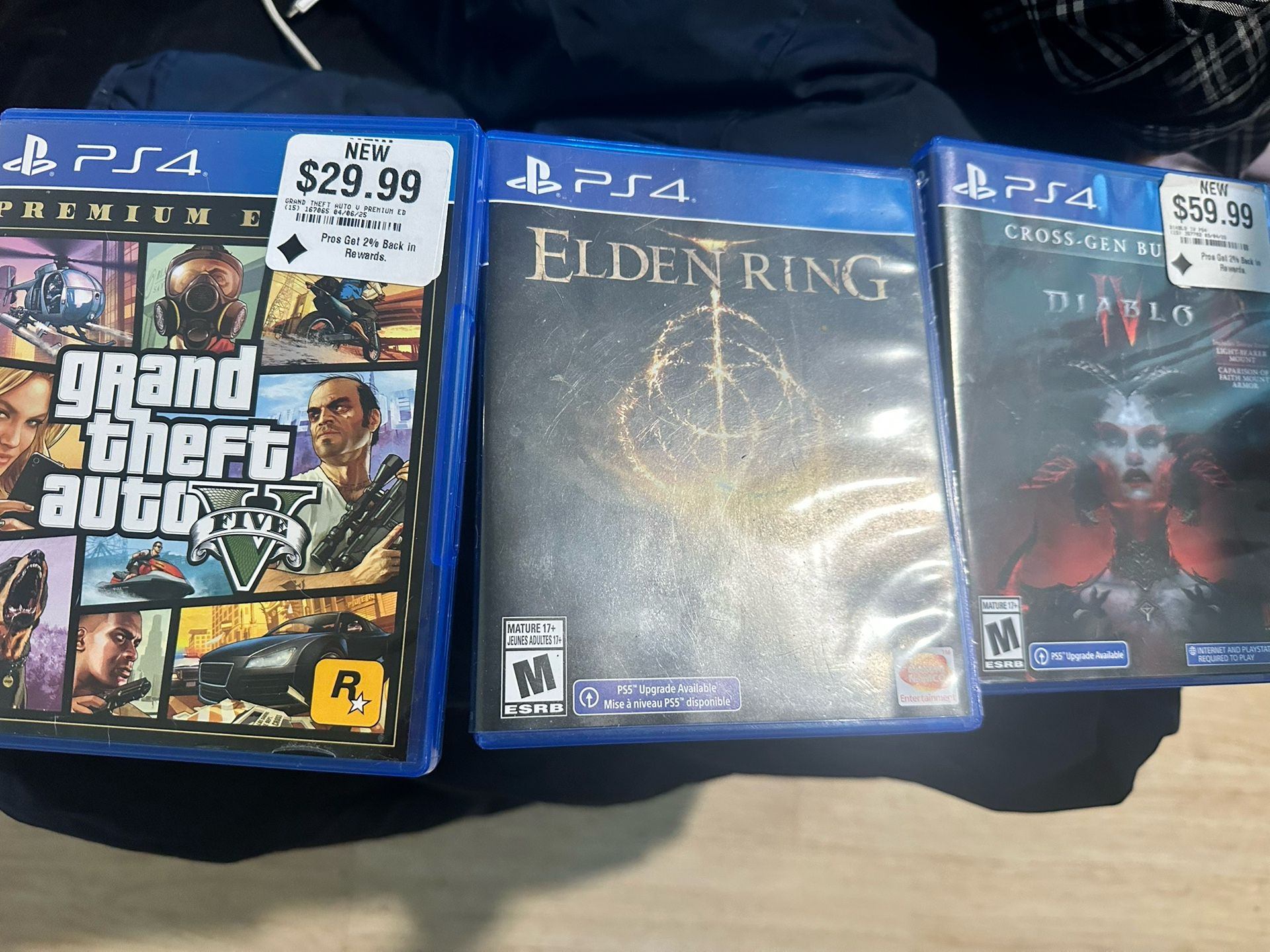 3 Games Bundle For PS4