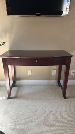 Flip-Up Vanity Desk
