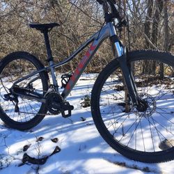 Small Frame Trek Marlin 4  With 27.5 Wheels