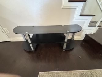 Tv Stand/Entertainment Center