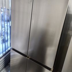 New Hisense Refrigerator 4-door Counter-depth 
