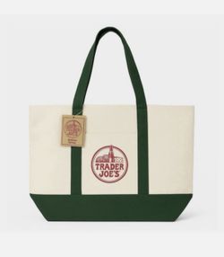 Trader Joes Green Canvas Bag (large)
