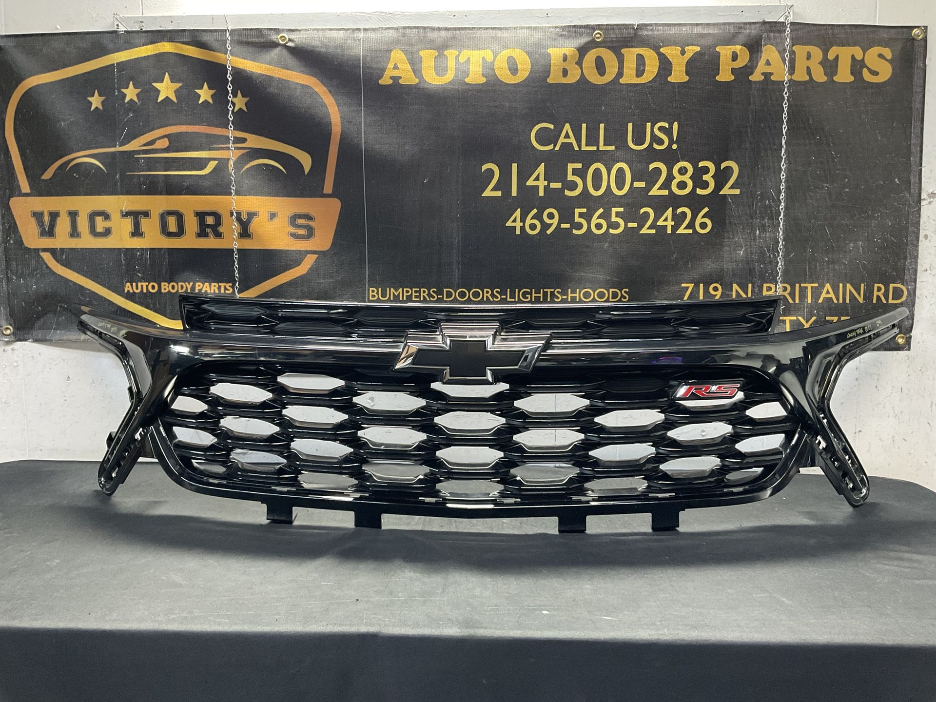 CHEVY TRAX 2024 GRILLE OEM