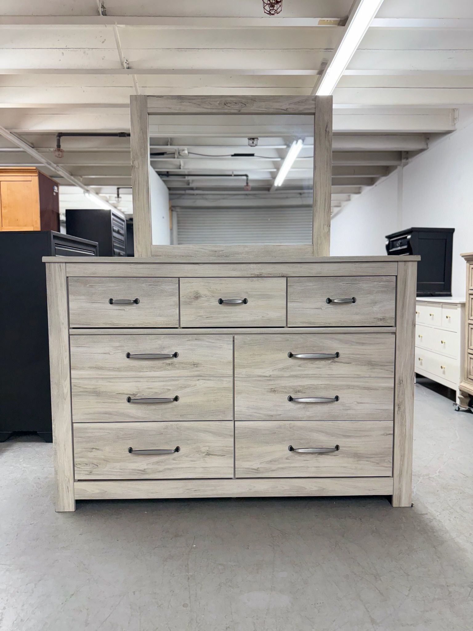 Large Ashley Furniture 7 Drawer Dresser & Mirror - Tons of storage!