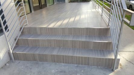 Ceramica ayudante o installador