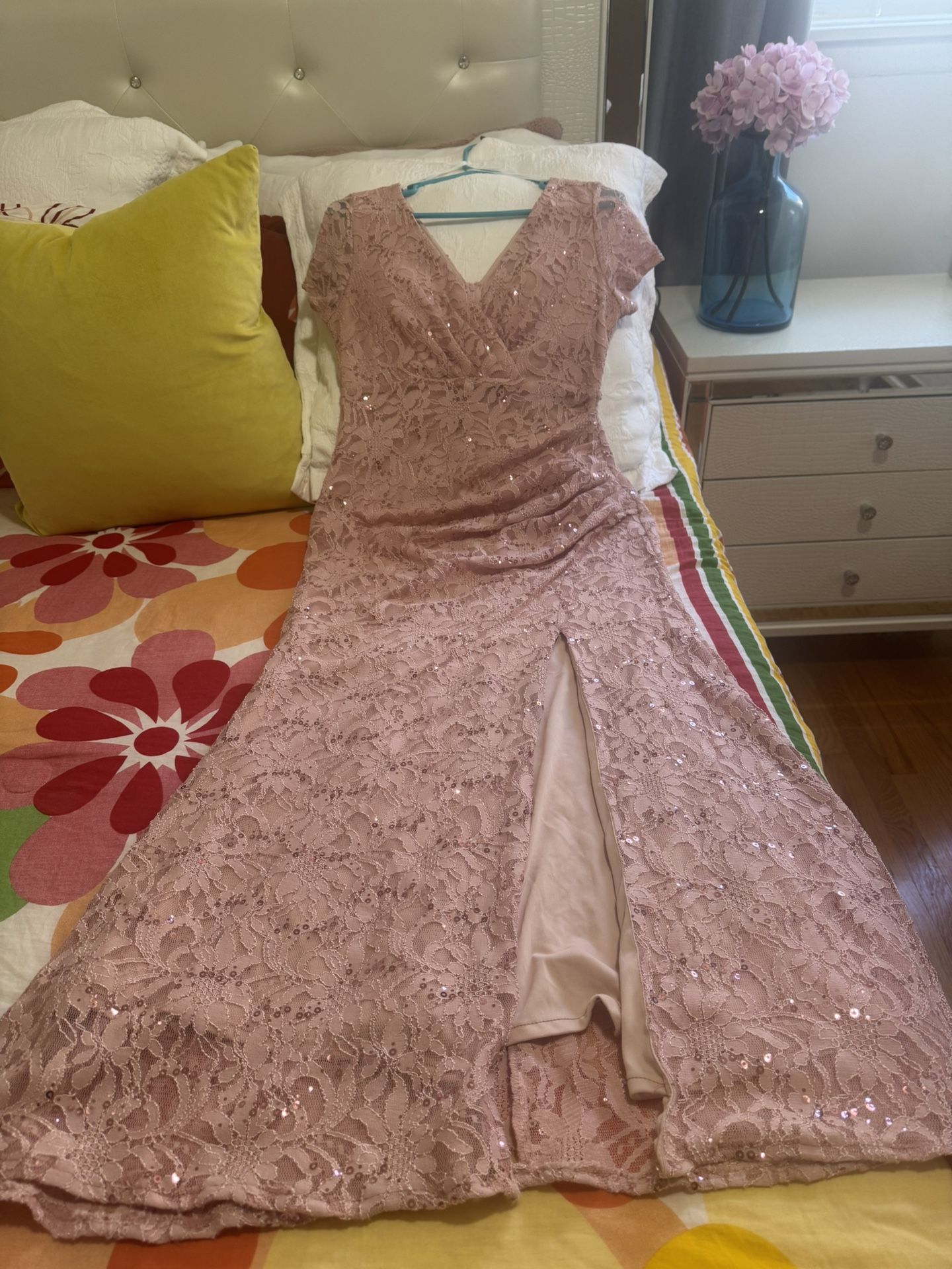 RORY USA , Sequin dress 👗 Size Medium Stretch , Perfect Conditions Used Once