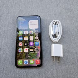 iPhone X - UNLOCKED - Like New 
