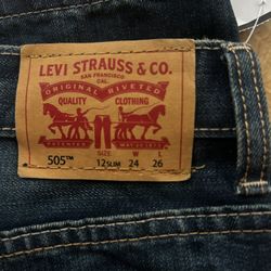 Levi Size 12 Slim 