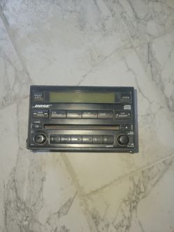 Nissan Pathfinder Radio/CD Player 2006