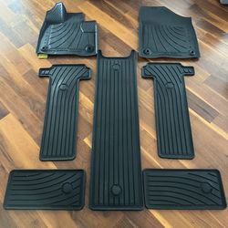 2024 Toyota Sienna Woodland Edition OEM All-Weather Floor Mats – Genuine Factory Mats – $75 OBO