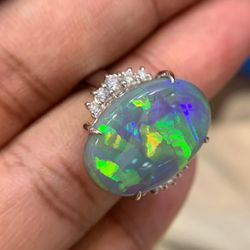 Women’s Opal Ring 6ct Platinum 