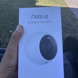 Noorio Spotlight Cam 