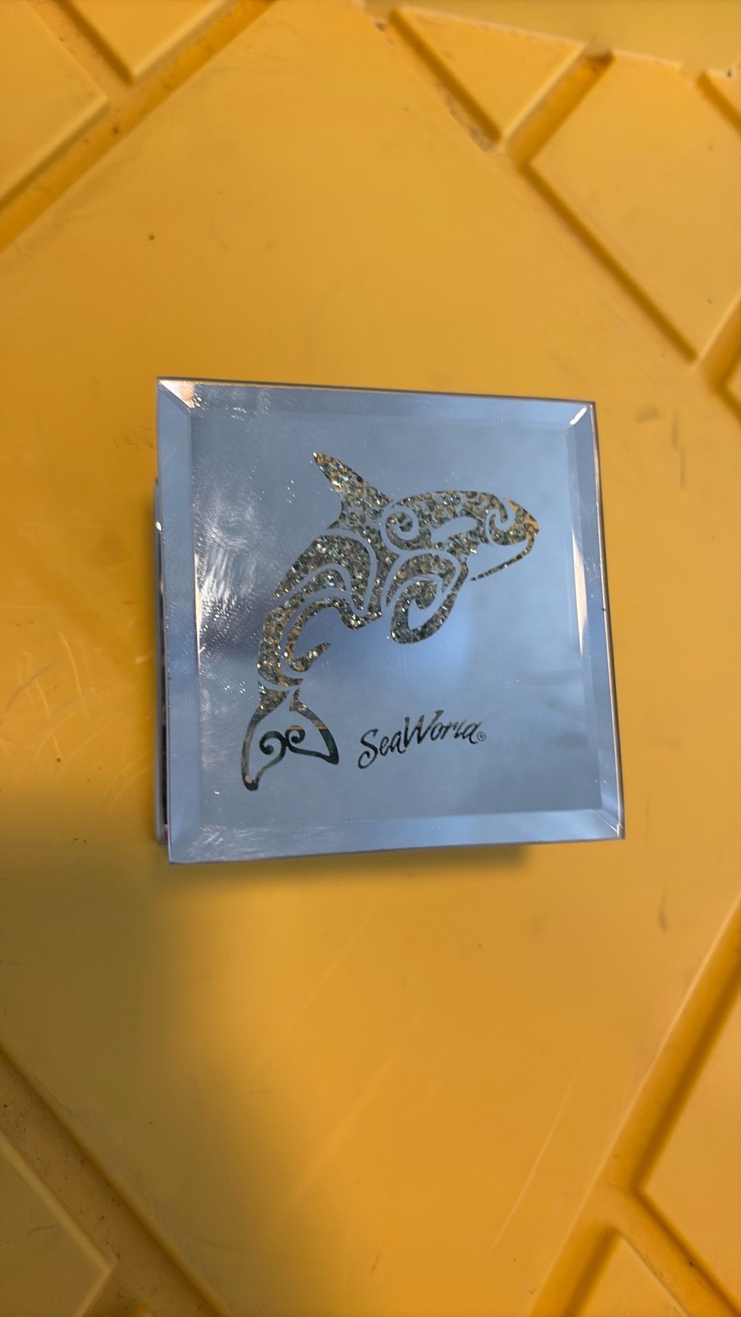 Sea world candle holder