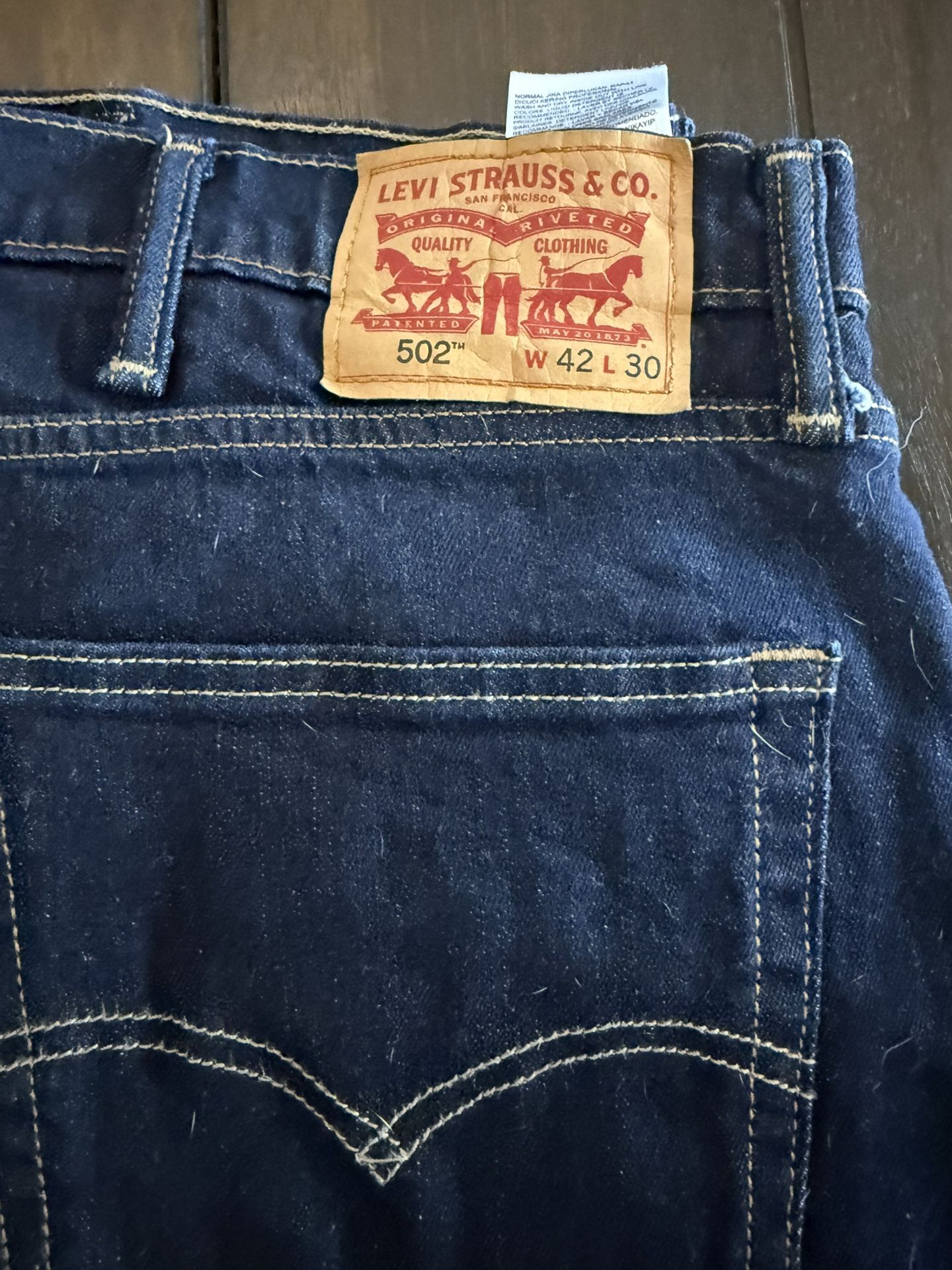 Levi 502 W42 L30