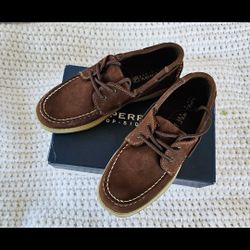 Sperry Top-Siders Intrepid Boys Leather Boat Shoe Size 4M Never Used 