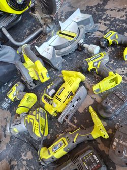 Ryobi 11 piece combo