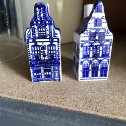 Delft Salt & Pepper Set