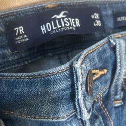 Hollister Distressed, Blue Jeans