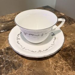 Royal Worcester Silver Chantilly