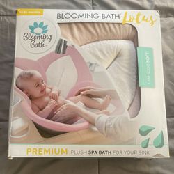Blooming Bath Lotus