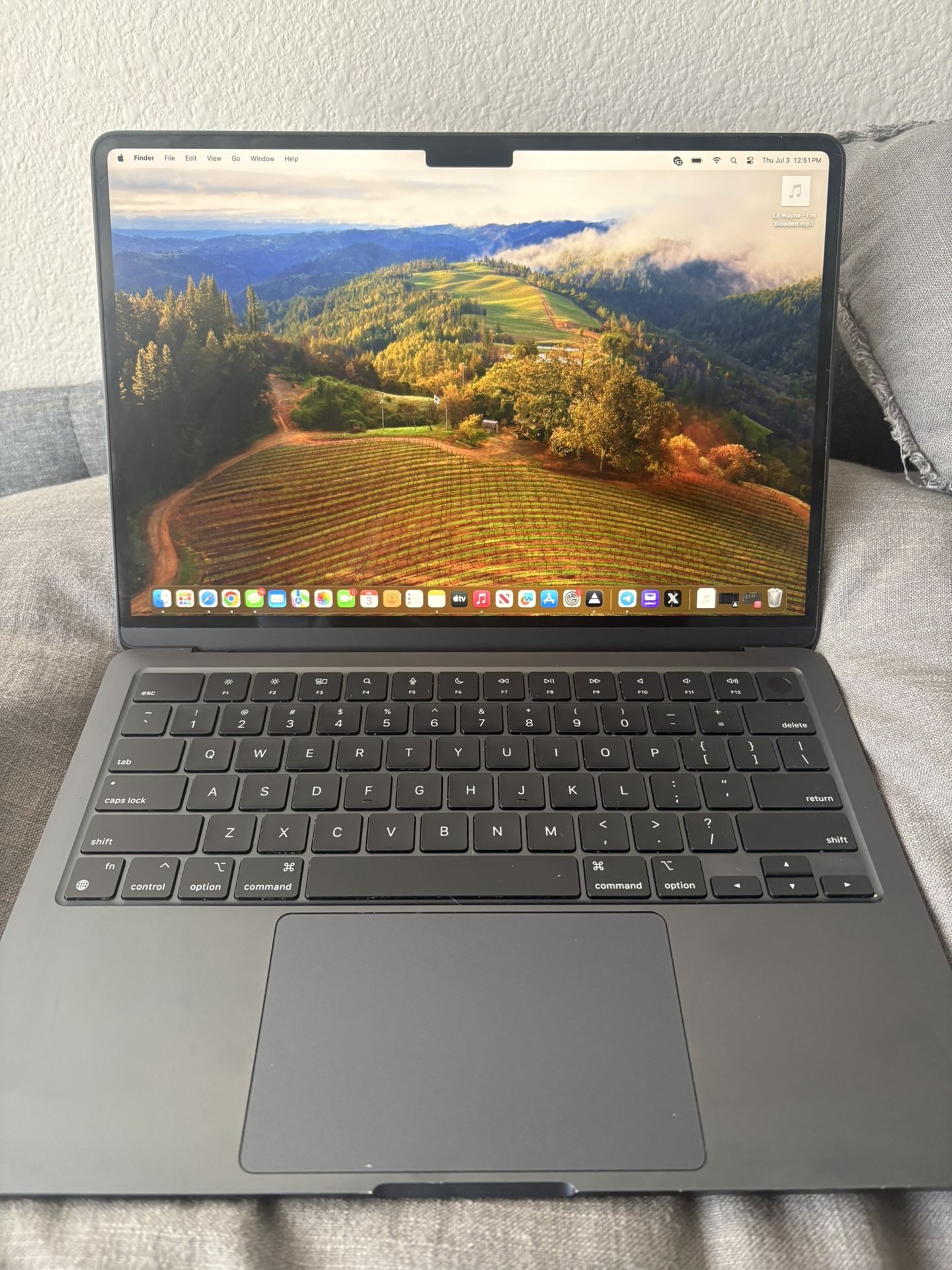 MacBook Air M2 2022