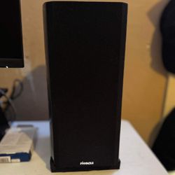 bookshelf/desktop speakers 