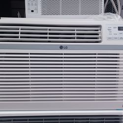 12000btu Windows Ac By LG WiFi Smart.  Complete Set With Bracket And Remote.  Brand New